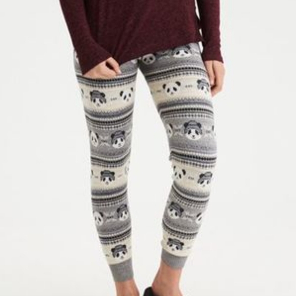 American Eagle Gray White Panda Sweater Jogger Pants size Small - Picture 1 of 9